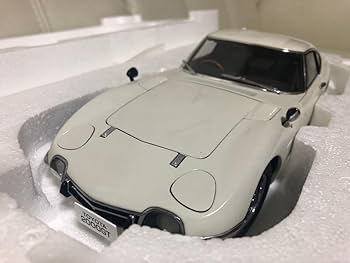 Amazon.co.jp: 118 オートアート トヨタ2000GT 白 ミレニアム